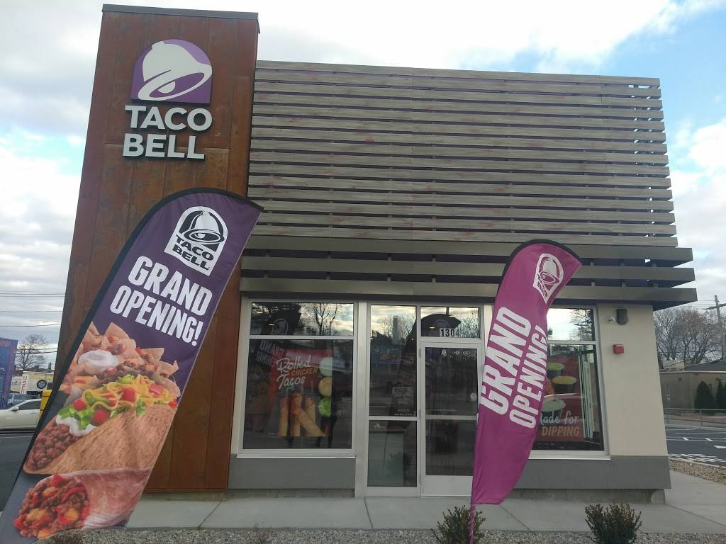 Taco Bell | meal takeaway | 1304 Broad St, Providence, RI 02905, USA | 4018681910 OR +1 401-868-1910