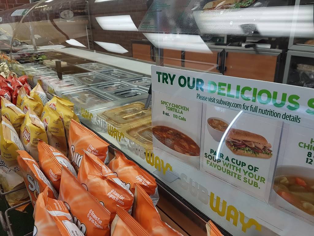 Subway | restaurant | 478 Dundas St W RioCentre Oakville, Unit 13, Oakville, ON L6H 6Y3, Canada | 9052572921 OR +1 905-257-2921