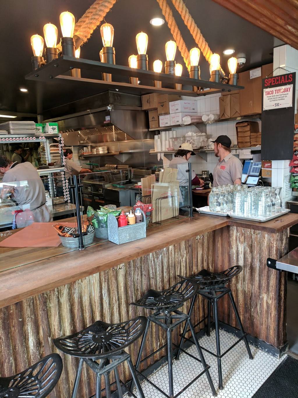 4505 Burgers & BBQ | restaurant | 705 Divisadero St, San Francisco, CA 94117, USA | 4152316993 OR +1 415-231-6993