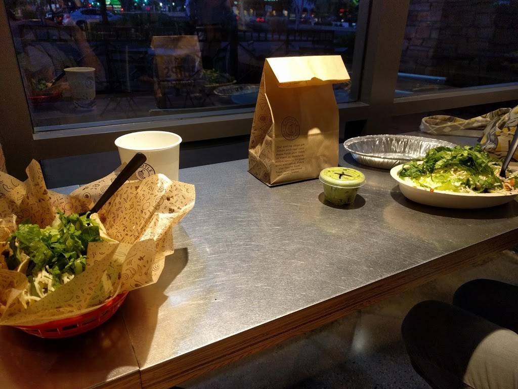 Chipotle Mexican Grill | restaurant | 20004 N 67th Ave Ste 500, Glendale, AZ 85308, USA | 6232401289 OR +1 623-240-1289