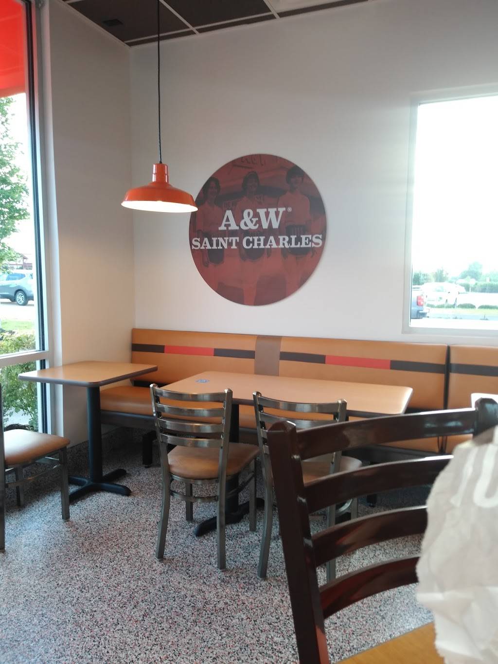 A&W Restaurant | restaurant | 3788 Elm St, St Charles, MO 63301, USA | 6364939268 OR +1 636-493-9268