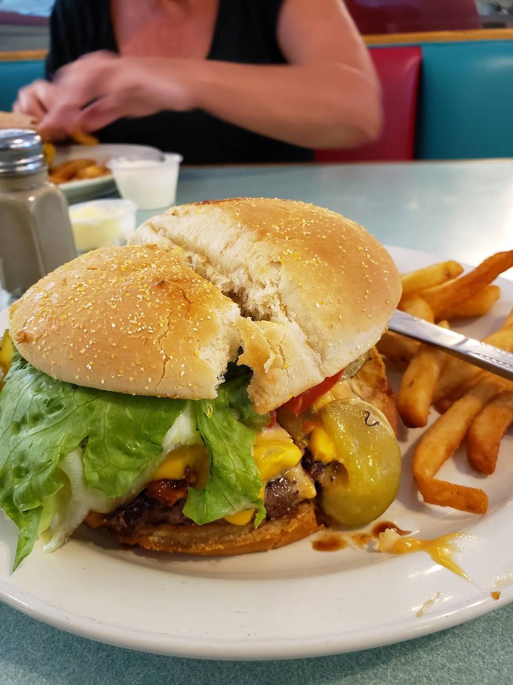 Country Skillet Restaurant | restaurant | 2839 Roosevelt Blvd, Clearwater, FL 33760, USA | 7275391428 OR +1 727-539-1428