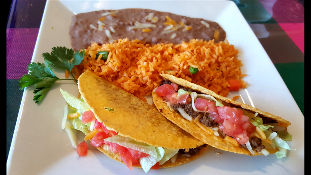 LOS GALLOS RESTAURANTE | restaurant | 302 N Crawford St, Denton, TX 76209, USA | 9402186999 OR +1 940-218-6999