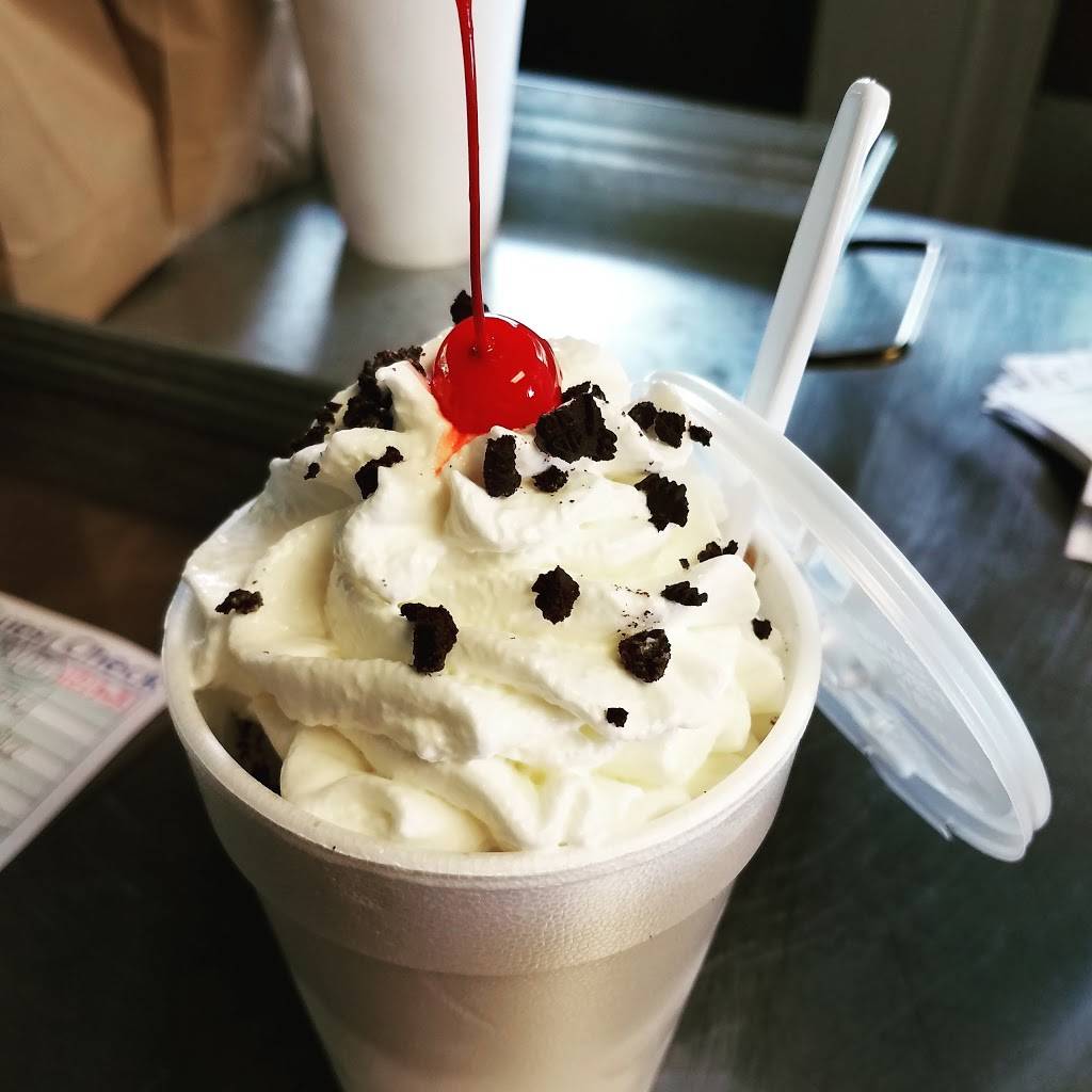 Jerrys Drive-In | restaurant | 1556, 676 GA-114, Summerville, GA 30747, USA | 7068575085 OR +1 706-857-5085