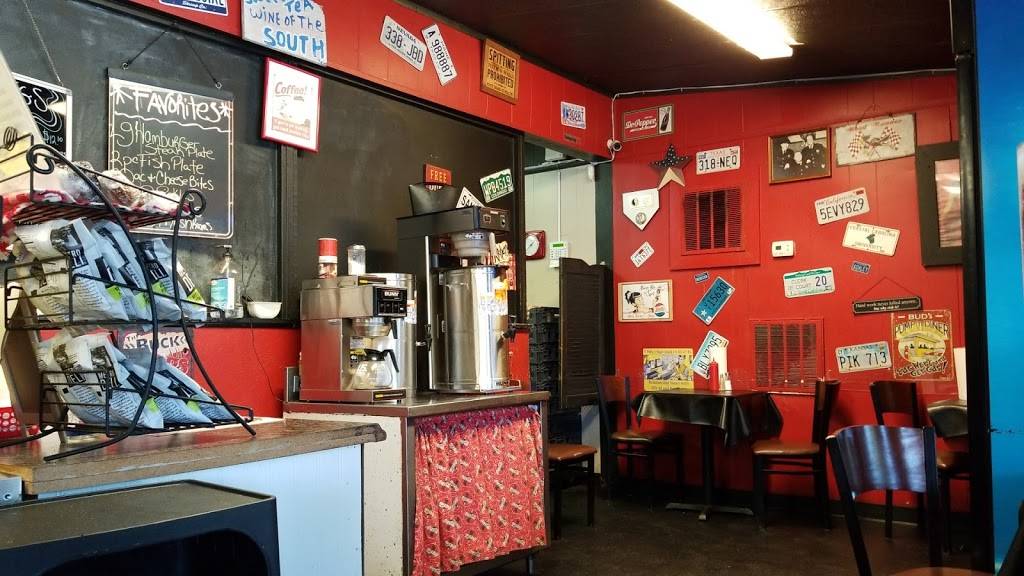 Roadrunner CAFÉ | restaurant | 1213 State Rd S-20-61, Winnsboro, SC 29180, USA | 8036351600 OR +1 803-635-1600