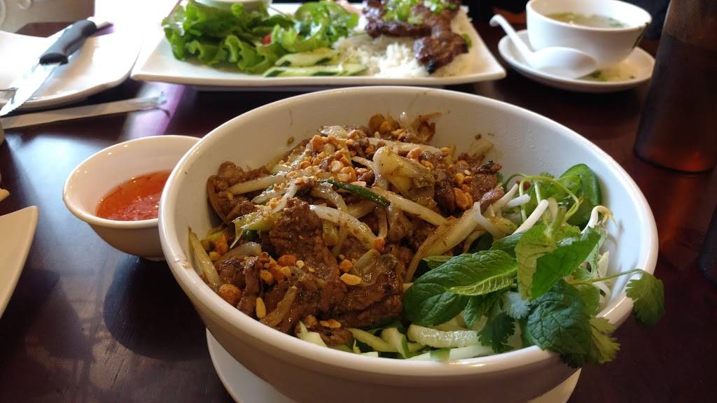 Green Basil | restaurant | 43 E Jefferson Ave, Naperville, IL 60540, USA | 6309227700 OR +1 630-922-7700