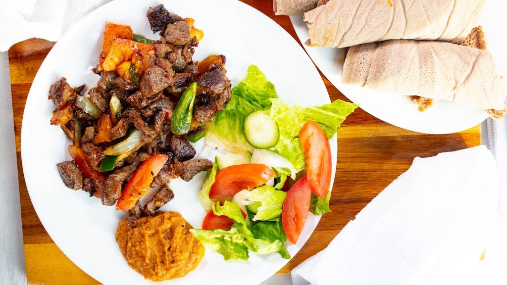 Hirut Cafe And Restaurant | restaurant | 2050 Danforth Ave, Toronto, ON M4C 1J6, Canada | 4165517560 OR +1 416-551-7560