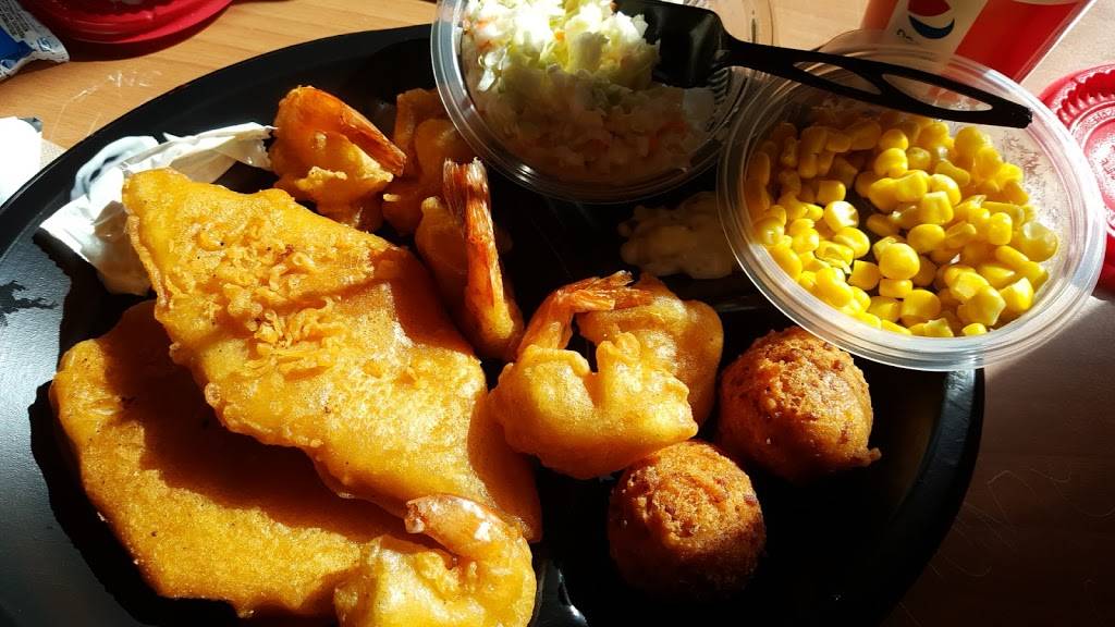 Long John Silvers | meal takeaway | 13720 Van Nuys Blvd, Pacoima, CA 91331, USA | 8188972309 OR +1 818-897-2309