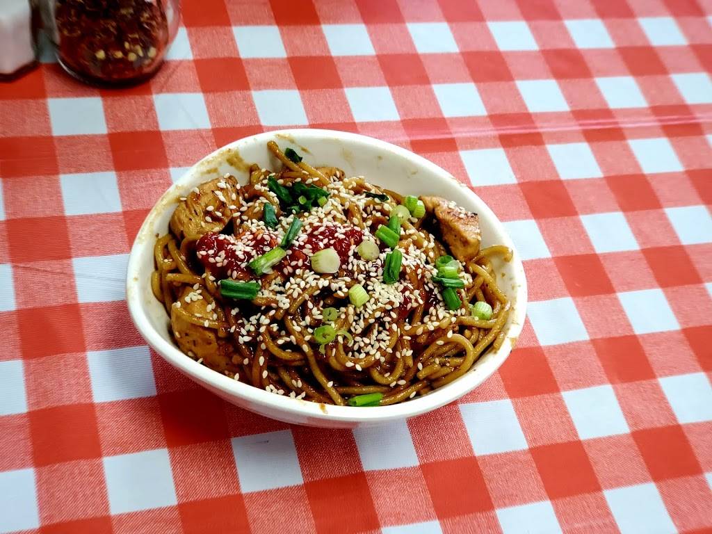 The Pasta Place | restaurant | 6105 Havelock Ave, Lincoln, NE 68507, USA | 4029752010 OR +1 402-975-2010