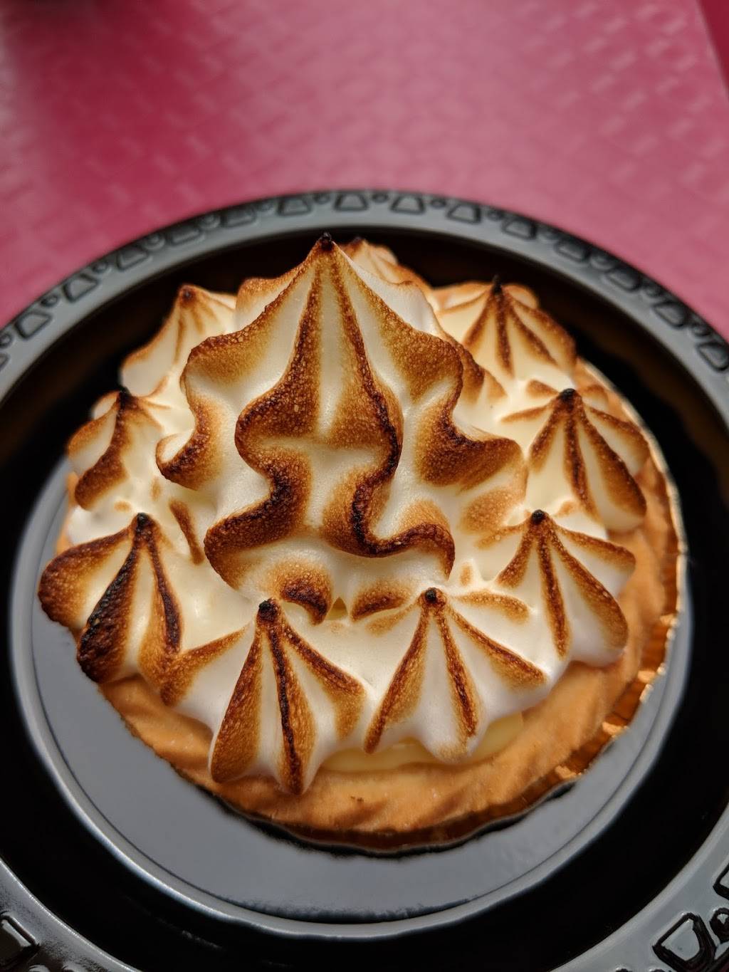 Les Halles Boulangerie-Patisserie | restaurant | 1510 North Avenue of the Stars, Orlando, FL 32830, USA | 4079393463 OR +1 407-939-3463