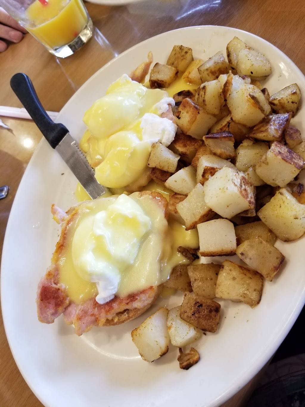 Sunset Grill | restaurant | 487 Holland St W, Bradford, ON L3Z 0C1, Canada | 9057789088 OR +1 905-778-9088