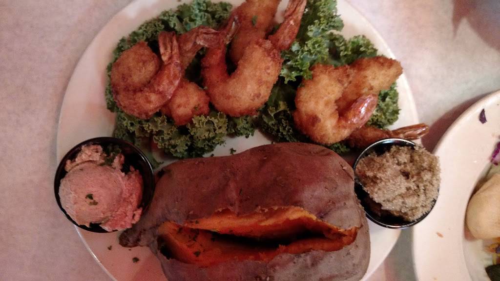 Steves Dakota Grill | restaurant | 1600 Broad Ave, Findlay, OH 45840, USA | 4194209394 OR +1 419-420-9394