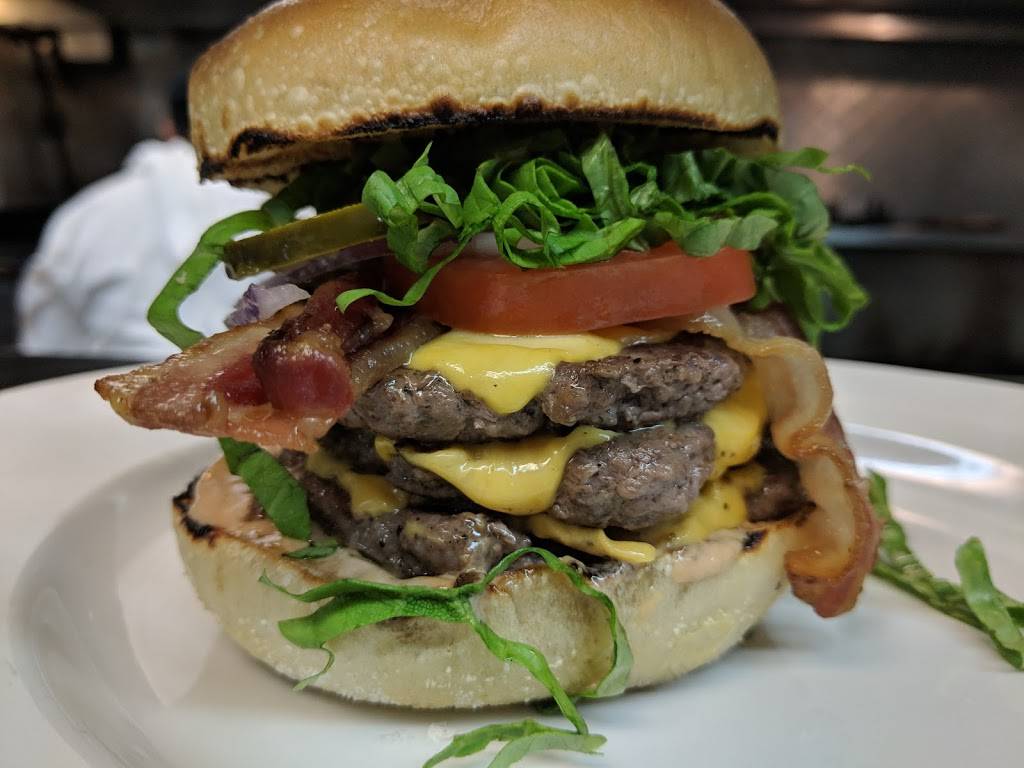 Social Eatery | restaurant | 6610 Meadowvale Town Centre Cir, Mississauga, ON L5N 4B7, Canada | 9055427007 OR +1 905-542-7007