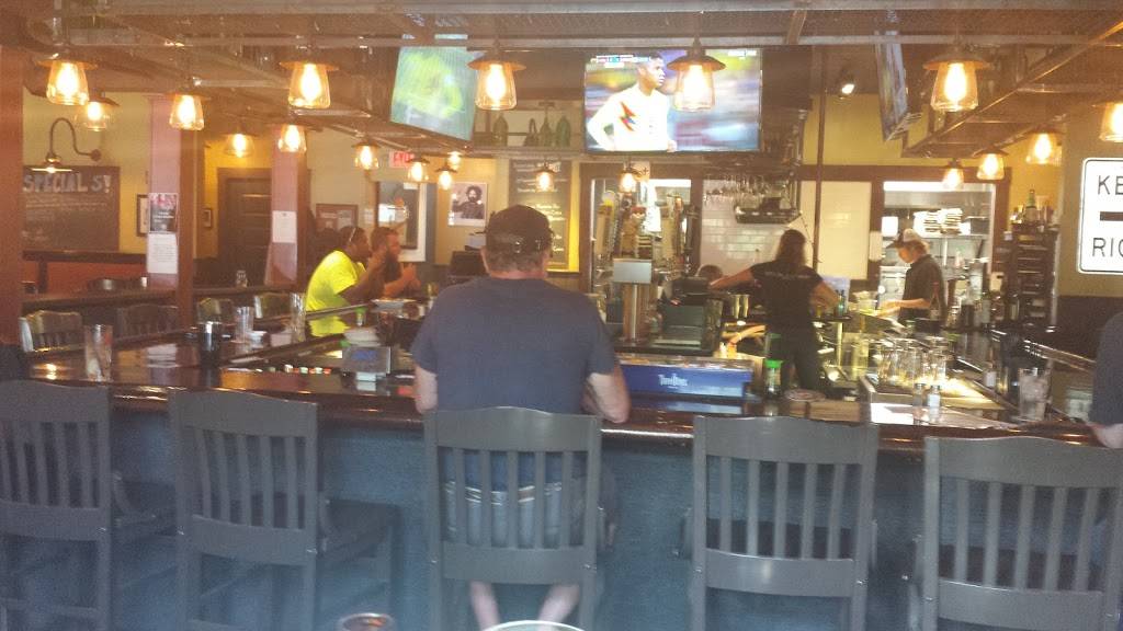 The Spot | restaurant | 19 W Main St, Georgetown, MA 01833, USA | 9783523351 OR +1 978-352-3351