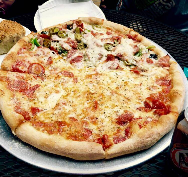 Mannys House of Pizza | restaurant | 15 Arcade Alley, Nashville, TN 37219, USA | 6152427144 OR +1 615-242-7144