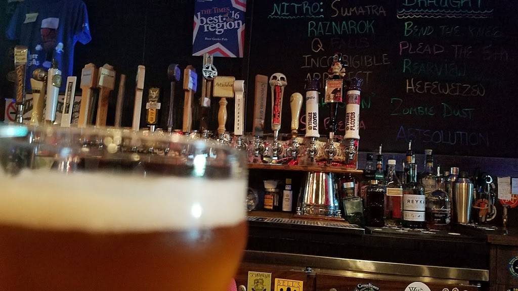 Beer Geeks | restaurant | 3201, 3030 45th St, Highland, IN 46322, USA | 2195139795 OR +1 219-513-9795