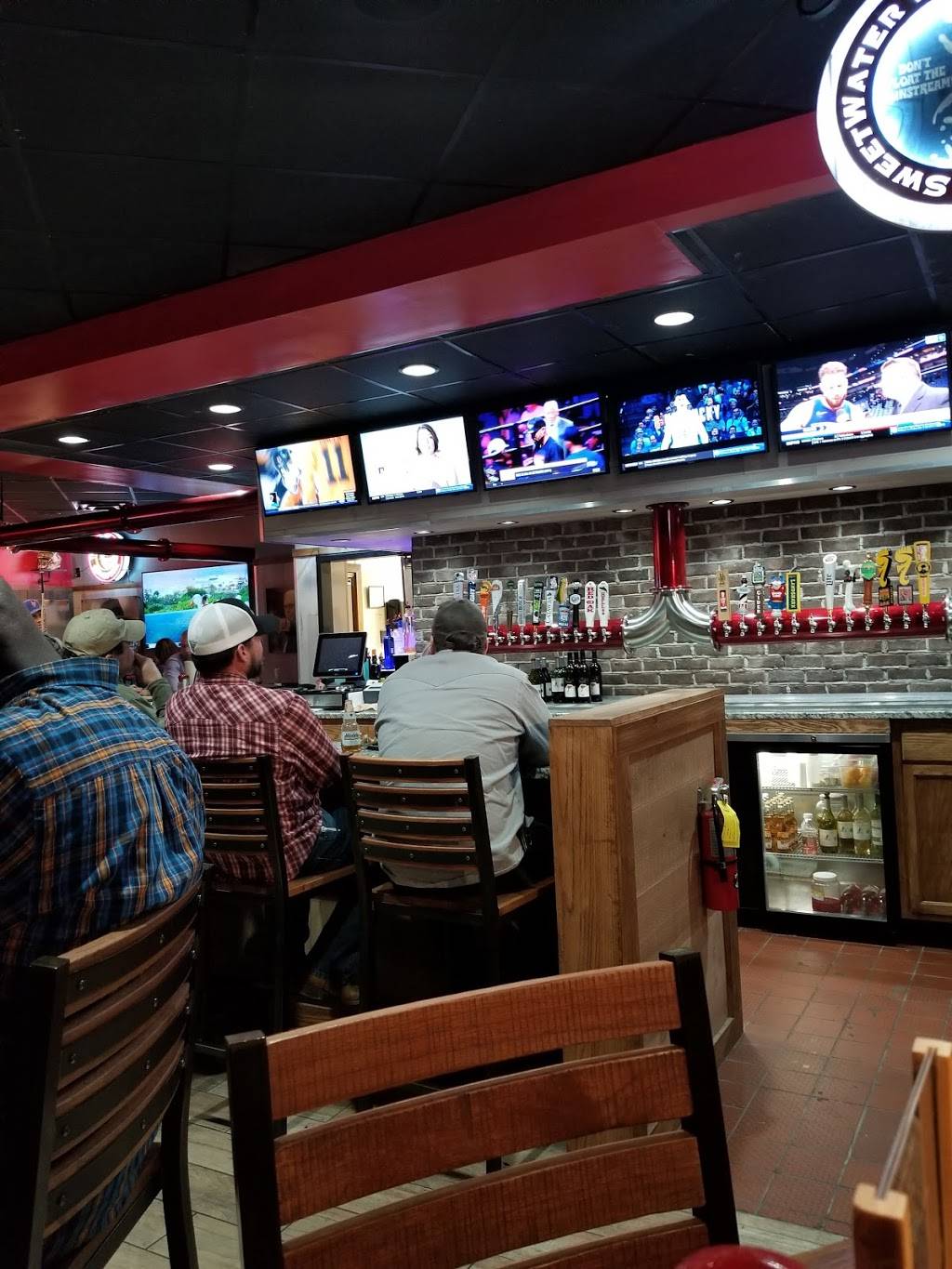 Coach’s Neighborhood Grill | restaurant | 1707 S Horner Blvd, Sanford, NC 27330, USA | 9198423099 OR +1 919-842-3099