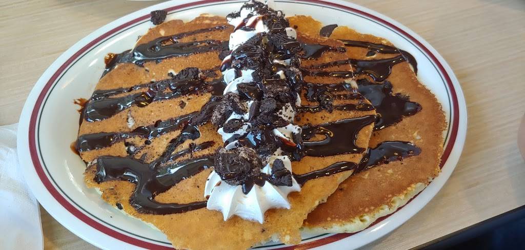 Huddle House | restaurant | 3909 Crill Ave, Palatka, FL 32177, USA | 3863252558 OR +1 386-325-2558