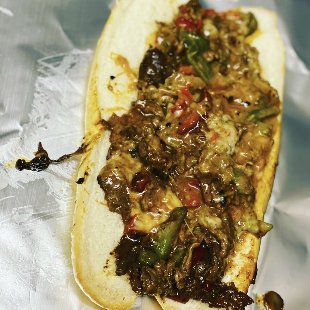 MoMos Restaurant | restaurant | 742 E 185th St, Cleveland, OH 44119, USA | 2169386080 OR +1 216-938-6080