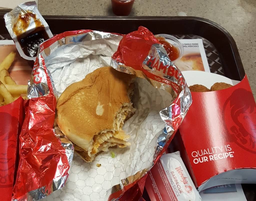 Wendys | restaurant | 307 Arneill Rd, Camarillo, CA 93010, USA | 8059872666 OR +1 805-987-2666