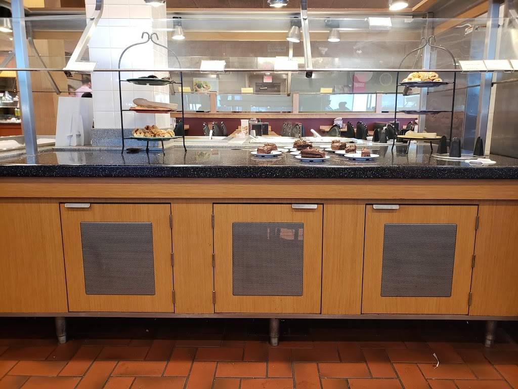 HomeTown Buffet | restaurant | 422 W Avenue P, Palmdale, CA 93551, USA | 6612676277 OR +1 661-267-6277