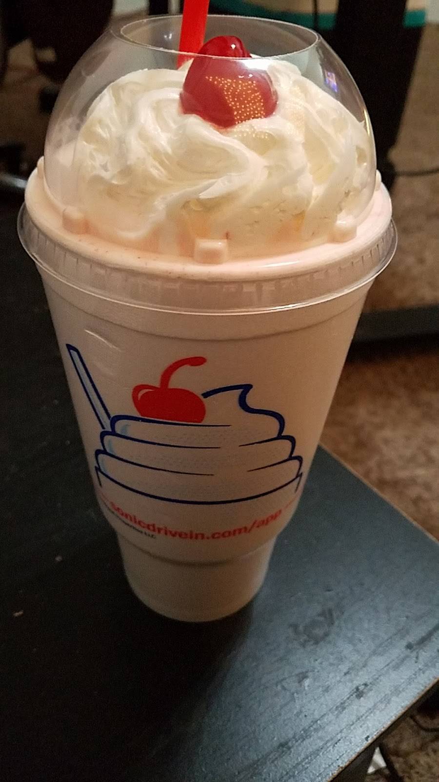 Sonic Drive-In | restaurant | 109 Elk Dr, Burleson, TX 76028, USA | 8172953681 OR +1 817-295-3681