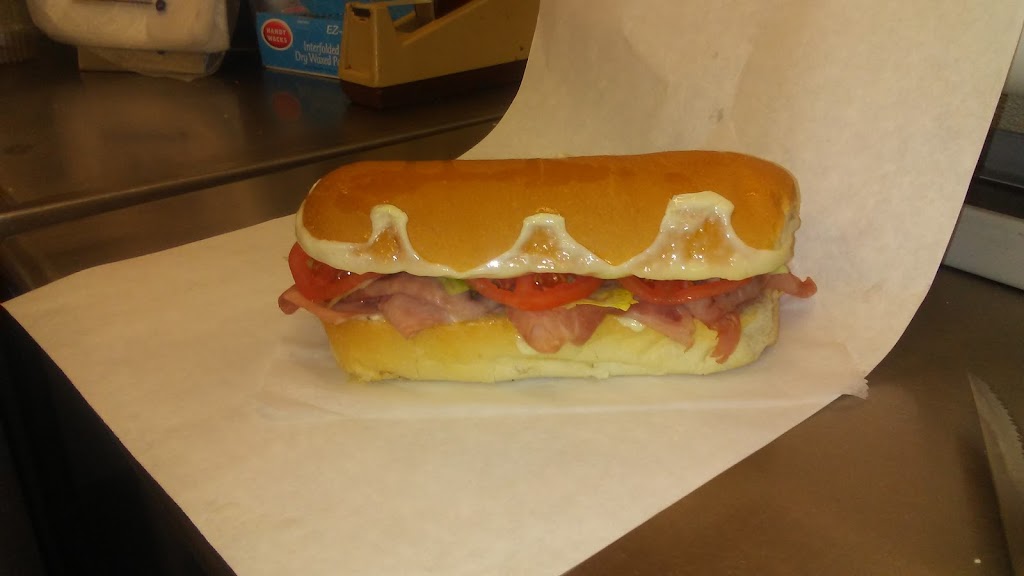 3js Deli and Market | restaurant | 99 Stafford Rd, Ellington, CT 06029, USA | 8604547082 OR +1 860-454-7082