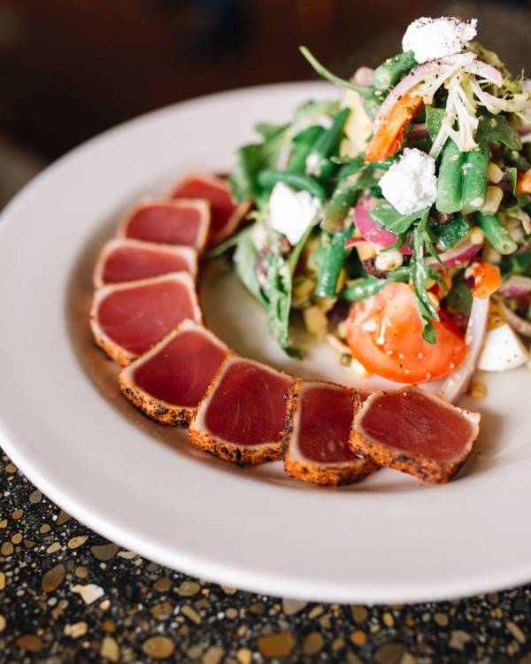 Third & Hollywood | restaurant | 1433 W 3rd Ave, Grandview Heights, OH 43212, USA | 6144880303 OR +1 614-488-0303