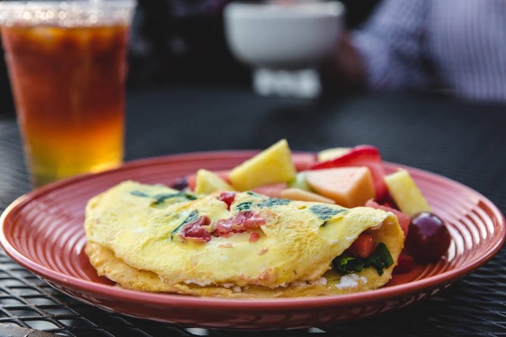 CoffeeCo | cafe | 1639 Lititz Pike, Lancaster, PA 17601, USA | 7172997118 OR +1 717-299-7118