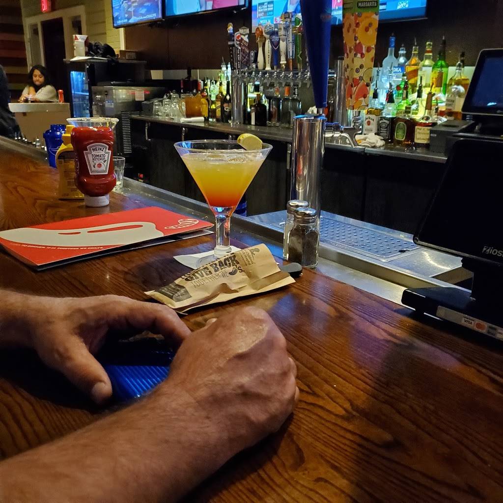 Chilis Grill & Bar | restaurant | 5150 E Broadway Blvd, Tucson, AZ 85711, USA | 5207473330 OR +1 520-747-3330