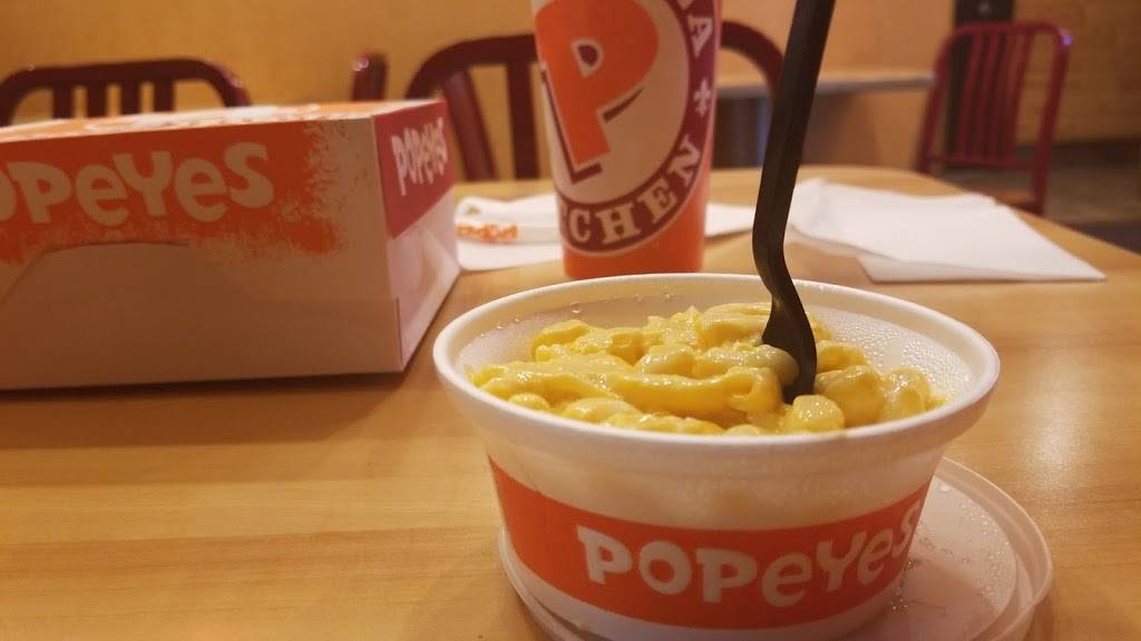 Popeyes Louisiana Kitchen | restaurant | 804 Bayonne Crossing Way, Bayonne, NJ 07002, USA | 2013392505 OR +1 201-339-2505