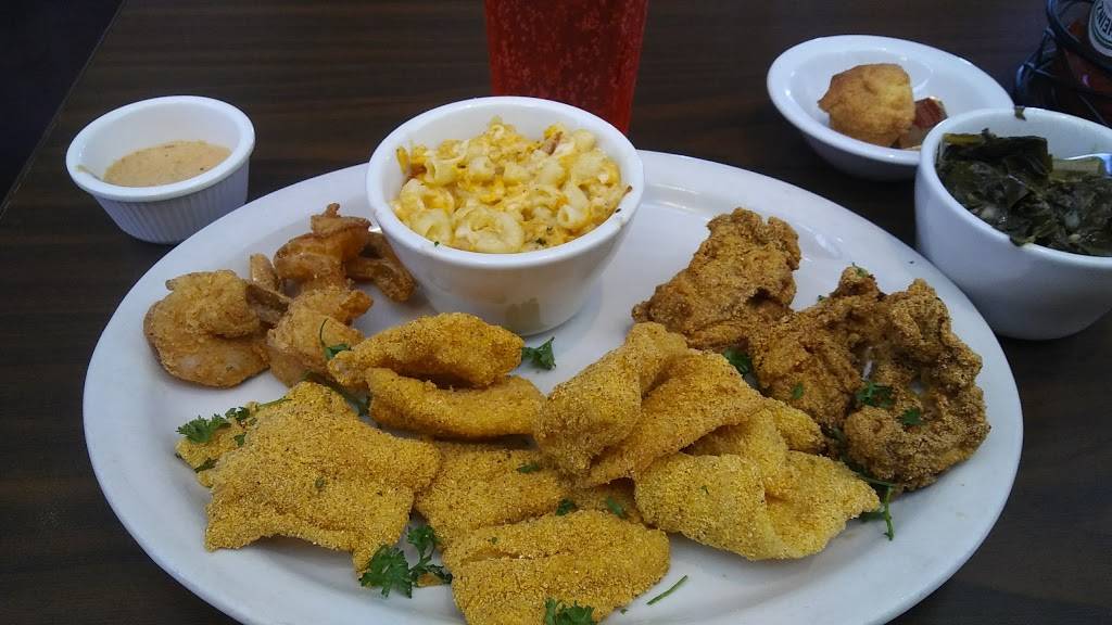 Lenas Soul Food Restaurant | restaurant | 6403 Foothill Blvd, Oakland, CA 94547, USA | 5109575663 OR +1 510-957-5663