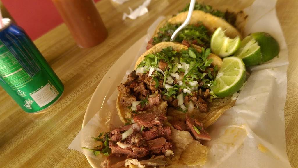 El Paraiso | restaurant | 920 Villa St, Elgin, IL 60120, USA | 8477419880 OR +1 847-741-9880