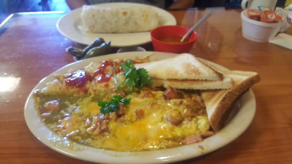 Lucys Diner | restaurant | 16157 San Bernardino Ave, Fontana, CA 92335, USA | 9098226669 OR +1 909-822-6669