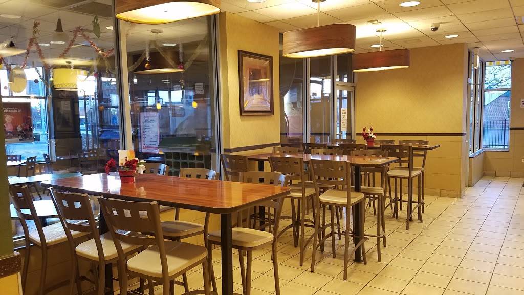 McDonalds | cafe | 4338 W North Ave, Chicago, IL 60639, USA | 7733848165 OR +1 773-384-8165