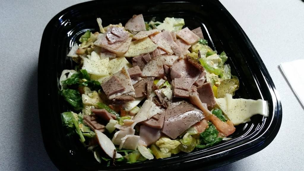 Subway | restaurant | 3800 Deerfield Dr, Janesville, WI 53546, USA | 6087584747 OR +1 608-758-4747