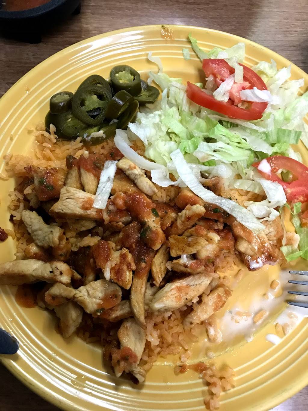 La Perla | restaurant | 821 E Andrew Johnson Hwy, Greeneville, TN 37745, USA | 4236384943 OR +1 423-638-4943