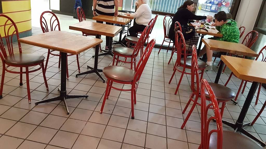 Sammys Chinese & Burgers | restaurant | 1151 Dundas St W, Mississauga, ON L5C 1C6, Canada | 9052778772 OR +1 905-277-8772