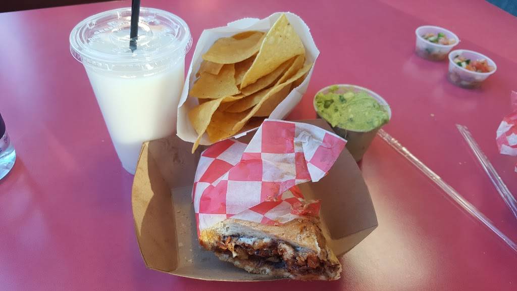 Chapulines Streetacos | restaurant | 2024 E Hunt Rd, Maryville, TN 37804, USA | 8659808195 OR +1 865-980-8195