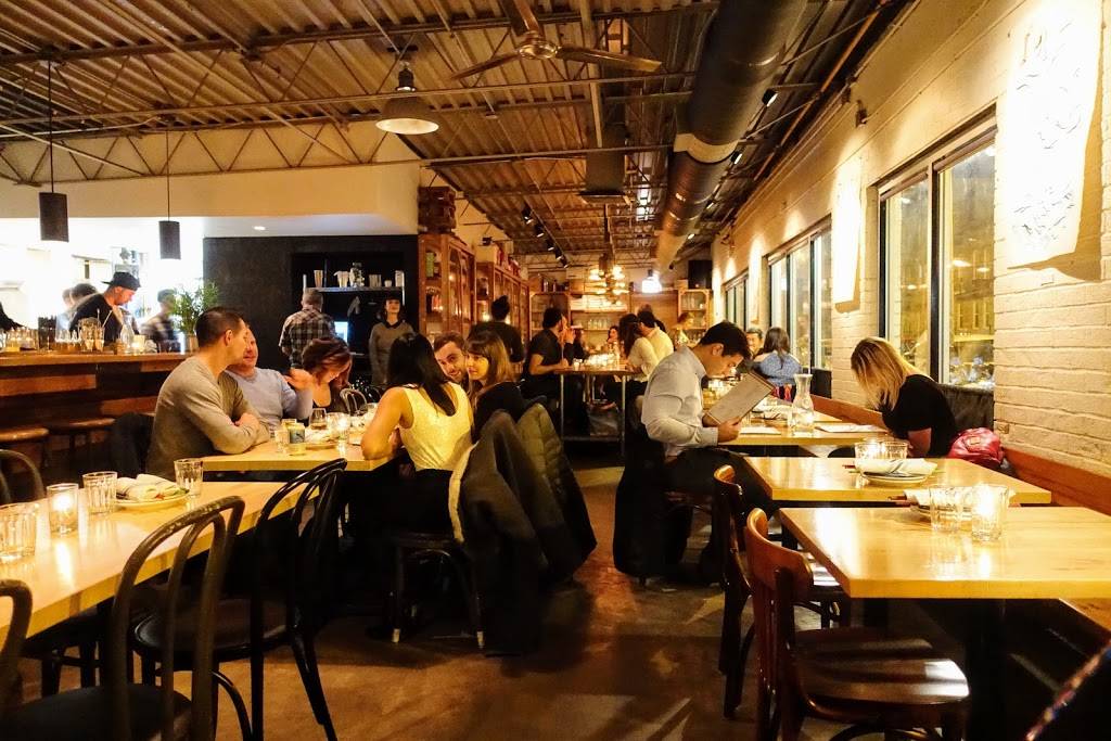 Mott St | restaurant | 1401 N Ashland Ave, Chicago, IL 60622, USA | 7736879977 OR +1 773-687-9977