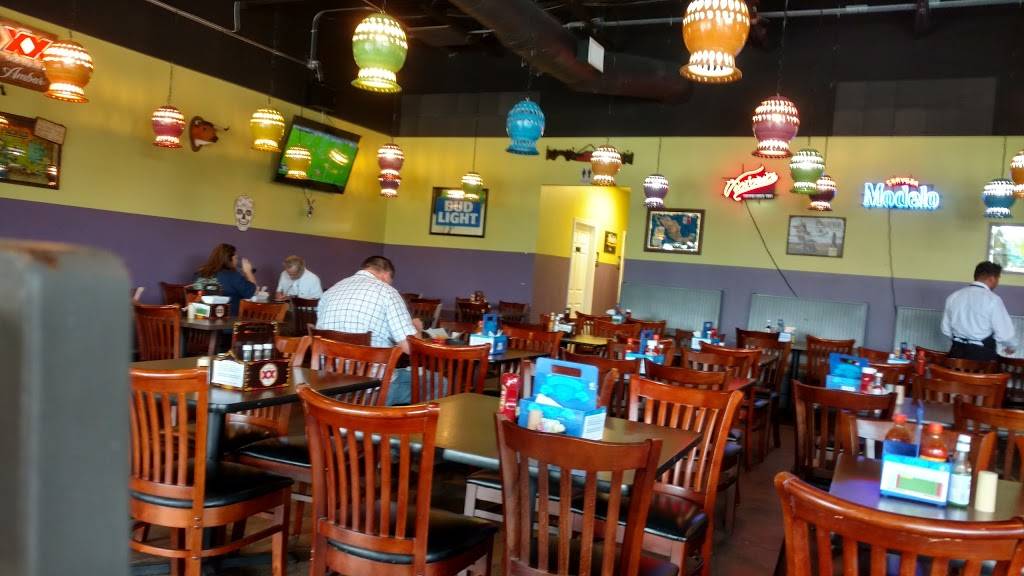 Cinco De Mayo | restaurant | 124 Capulet Dr #109, St. Augustine, FL 32092, USA | 9044847162 OR +1 904-484-7162