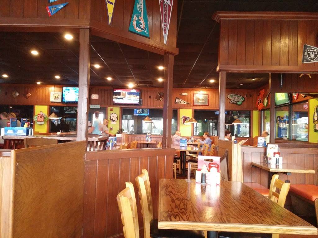 Toucans Ale House | restaurant | 2450 Perry Lane Rd, Brunswick, GA 31525, USA | 9125541937 OR +1 912-554-1937