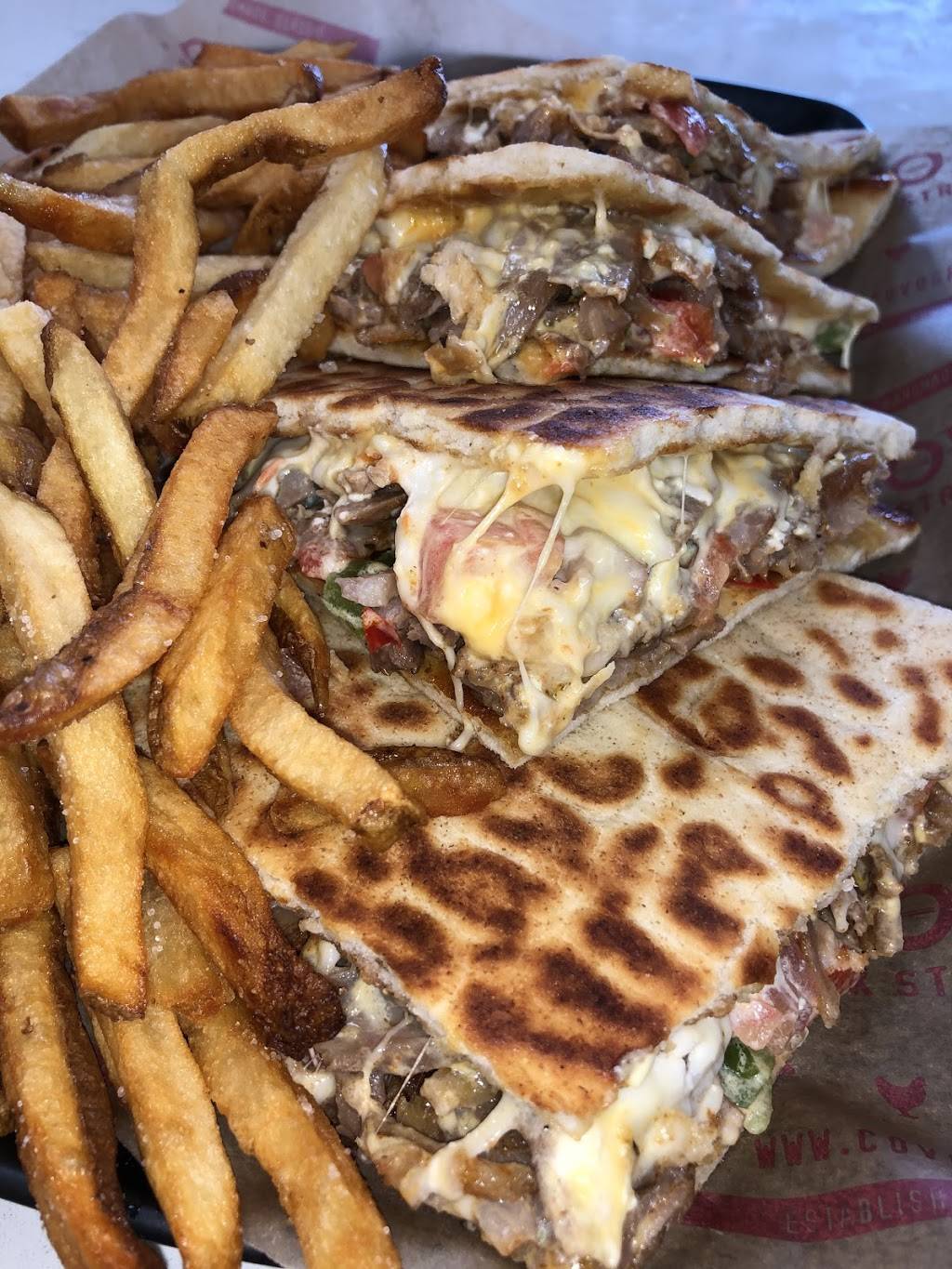 Covo Greek Street Food | restaurant | 74 Ogden Ave, Downers Grove, IL 60515, USA | 6303959210 OR +1 630-395-9210