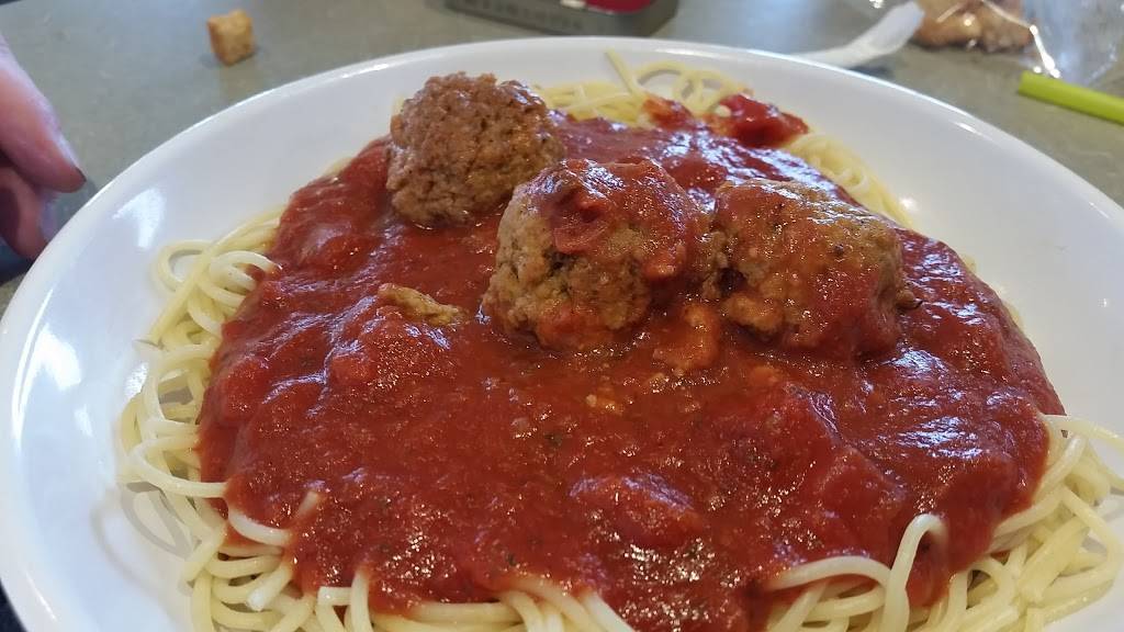 Fazolis | restaurant | 807 Lee Ave, Festus, MO 63028, USA | 6369316681 OR +1 636-931-6681