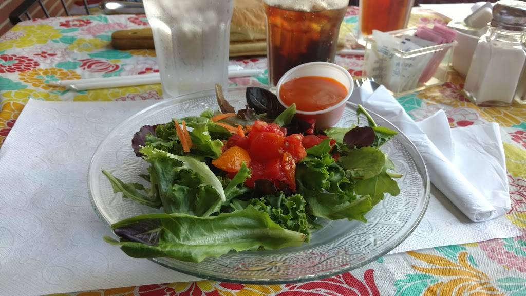 Cohearts Riverhouse | restaurant | 18 N Front St, Ripley, OH 45167, USA | 9373924819 OR +1 937-392-4819