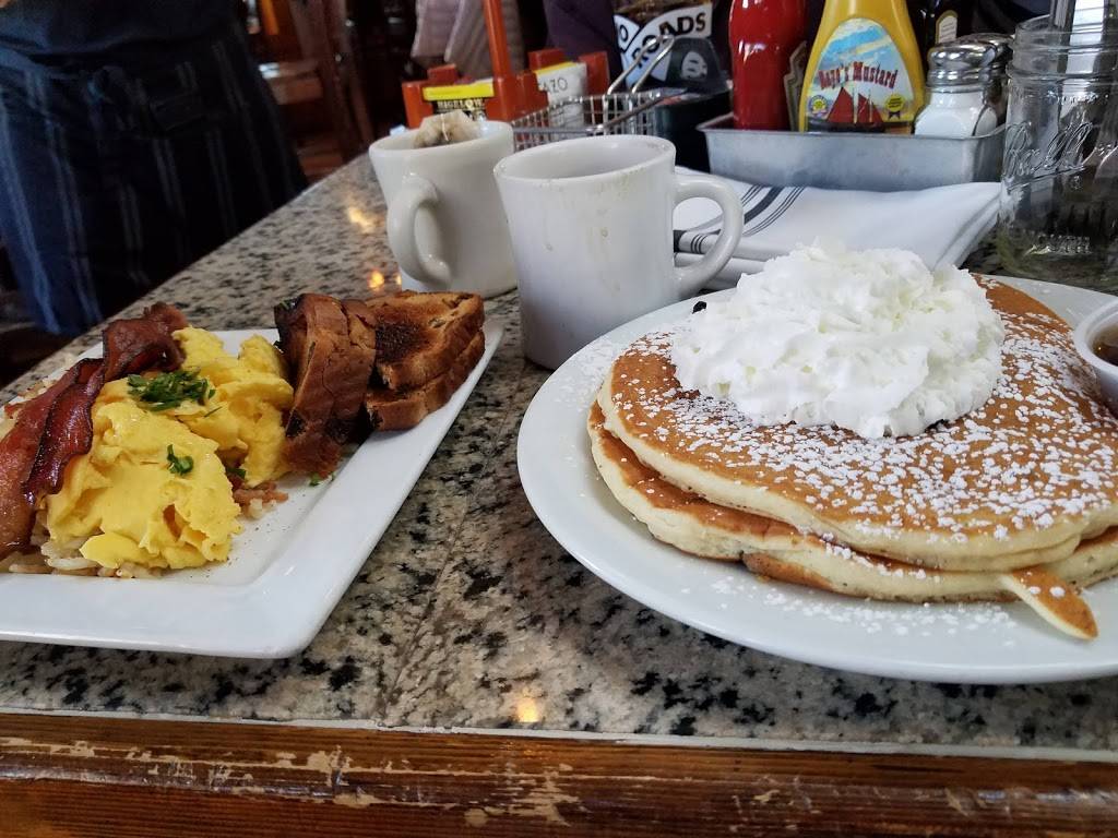 Depot Street Tavern | restaurant | 45 Depot St, Milford, MA 01757, USA | 5084886844 OR +1 508-488-6844