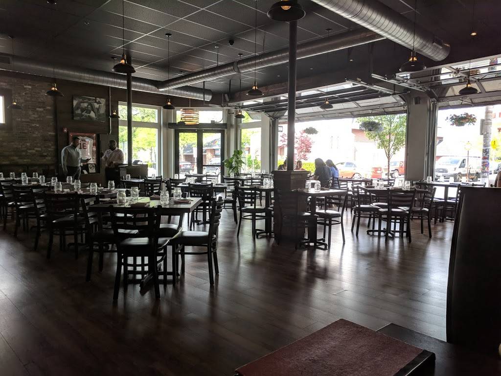 A&B Burgers - Beverly | restaurant | 206 Cabot St, Beverly, MA 01915, USA | 9789937394 OR +1 978-993-7394