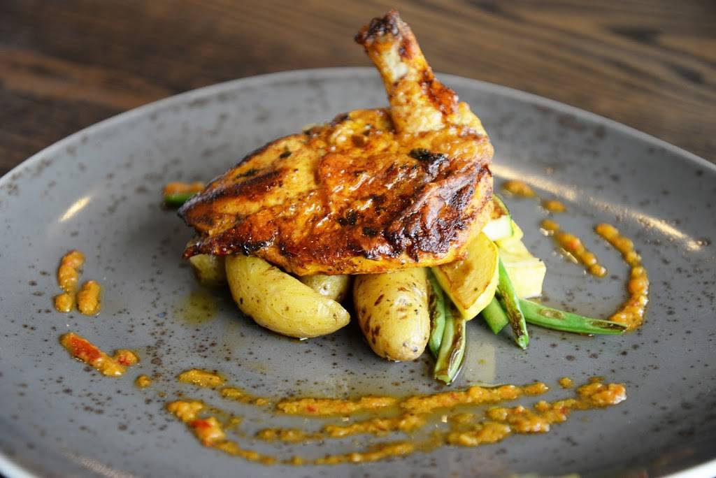 The Greens Country Club | restaurant | 13100 Green Valley Dr, Oklahoma City, OK 73120, USA | 4057516266 OR +1 405-751-6266