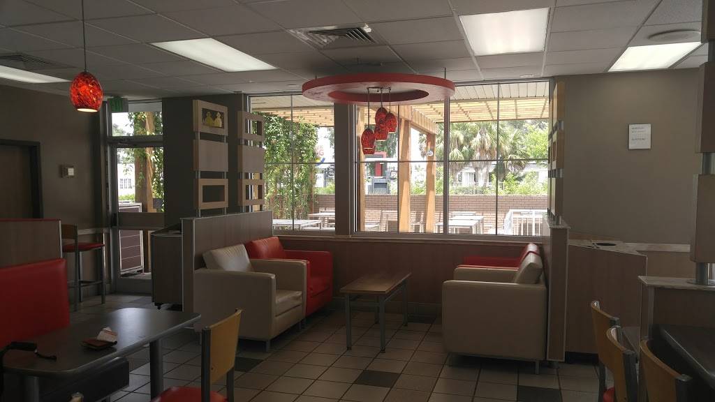 Burger King | restaurant | 201 S French Ave, Sanford, FL 32771, USA | 4073280711 OR +1 407-328-0711