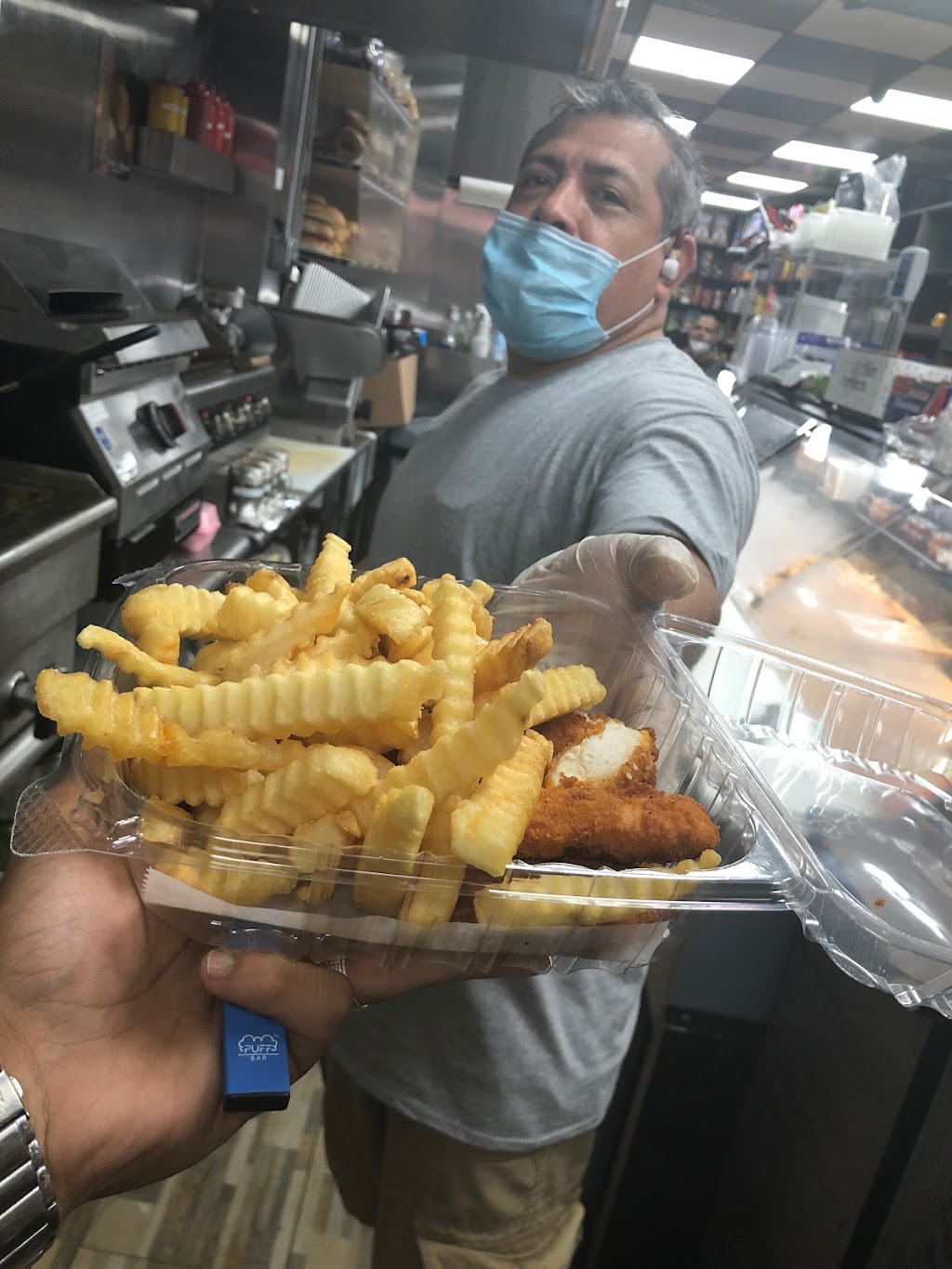 White Plains Deli Market | restaurant | 1810 White Plains Rd, Bronx, NY 10462, USA | 9295000040 OR +1 929-500-0040